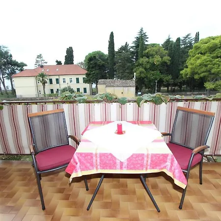 Daria Apartment